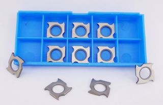 18mm Square Reversible Hook Tip Grooving Knives to suit Leitz 005194